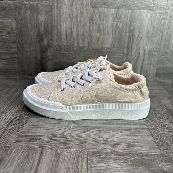 Roxy RG Rae Youth Girls size 13 Gold Shimmer Shoes - Picture 2 of 8